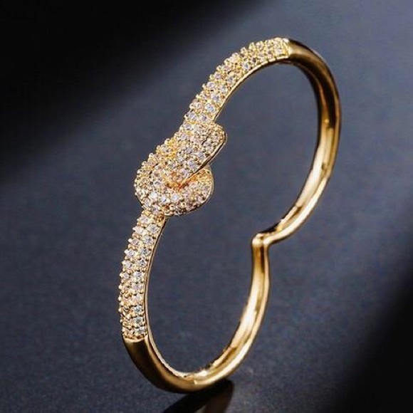 ALIA RING|| Two finger ring, knot ring - Picture 3 of 4